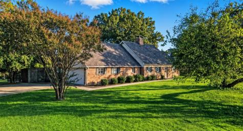 2 Meadowcreek Drive Melissa TX 75454