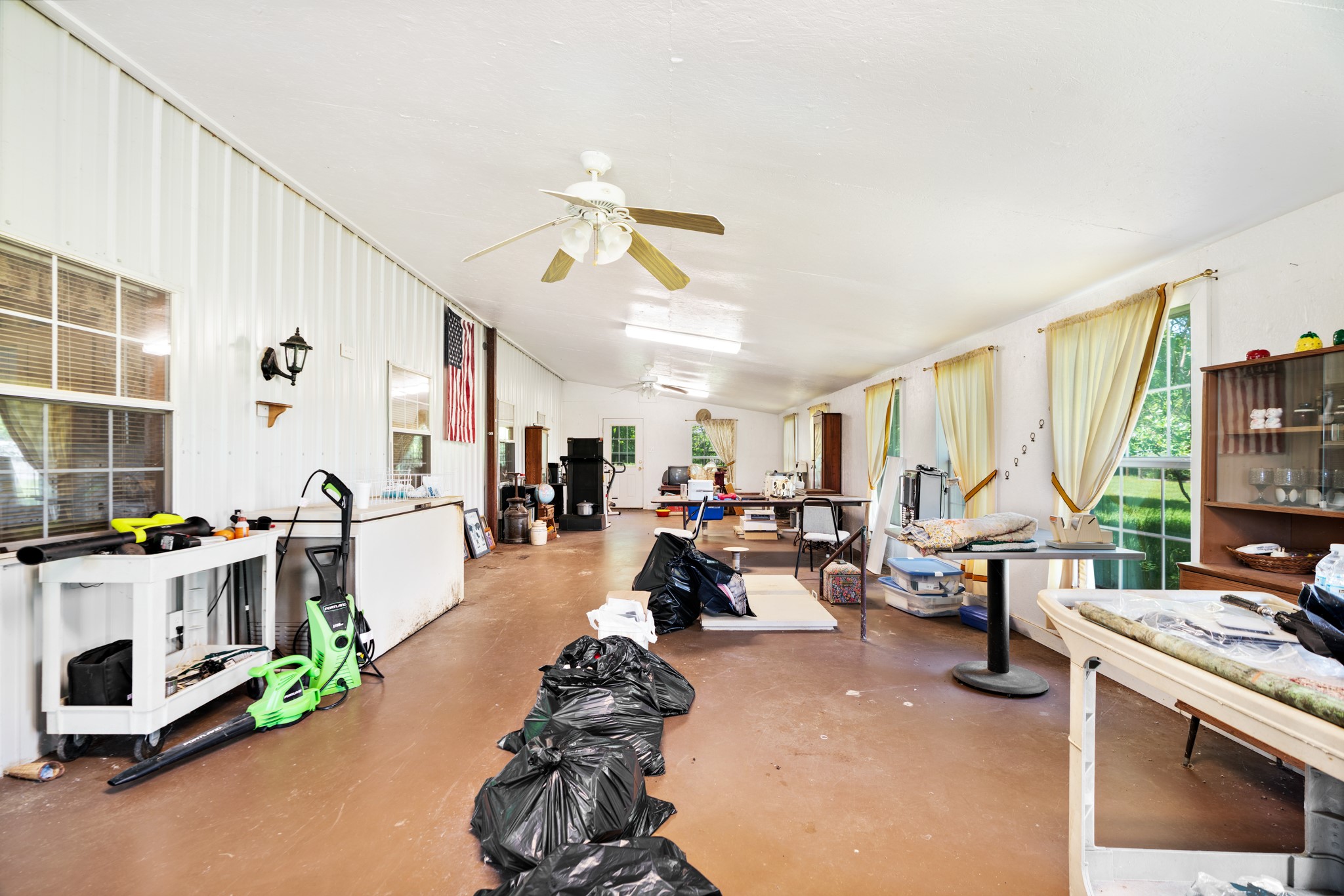 2000 County Road 2420 Honey Grove TX 75446