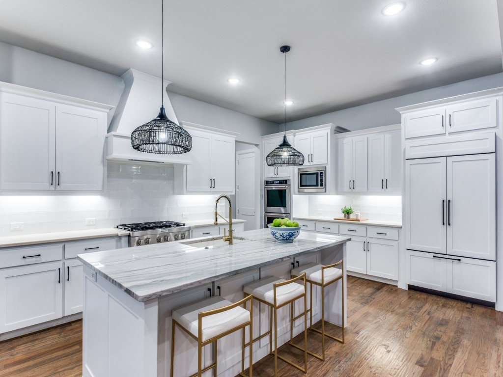 8601 Colina Terrace Benbrook TX 76126