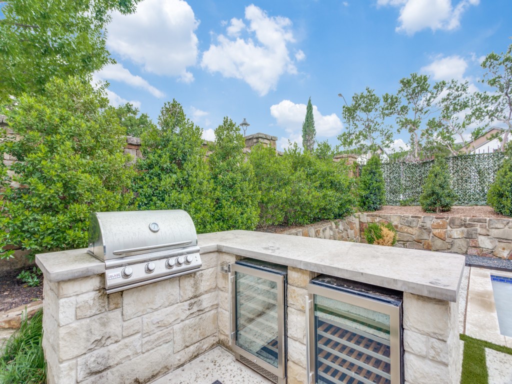 8601 Colina Terrace Benbrook TX 76126