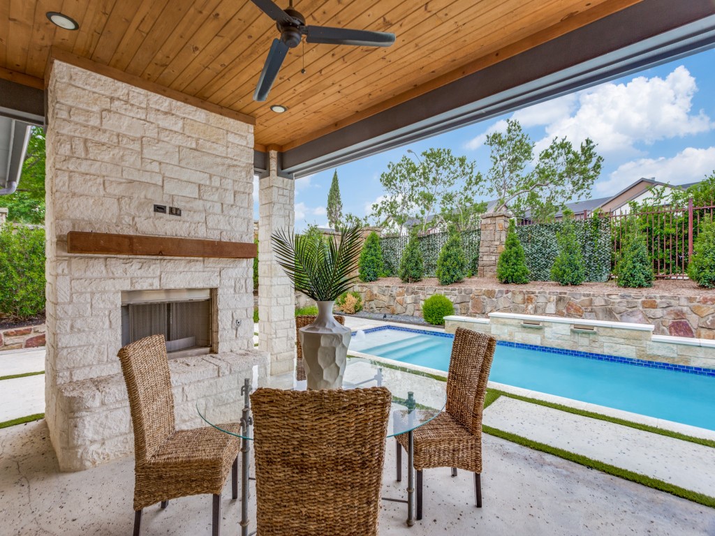 8601 Colina Terrace Benbrook TX 76126