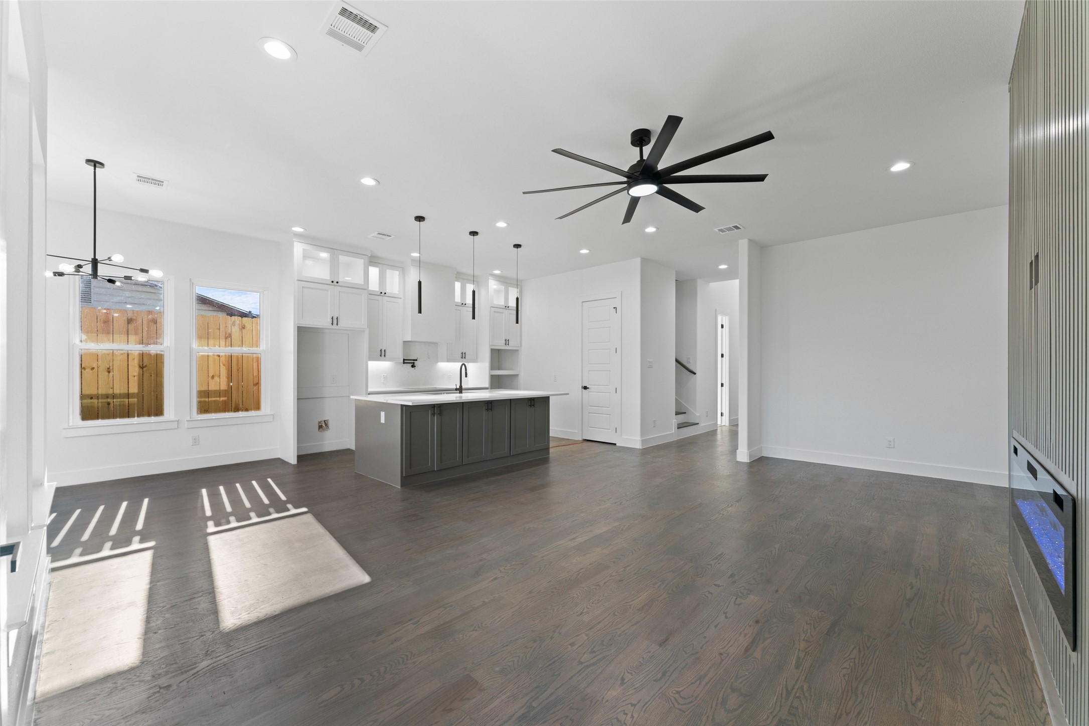 1822 Bickers Street Dallas TX 75212