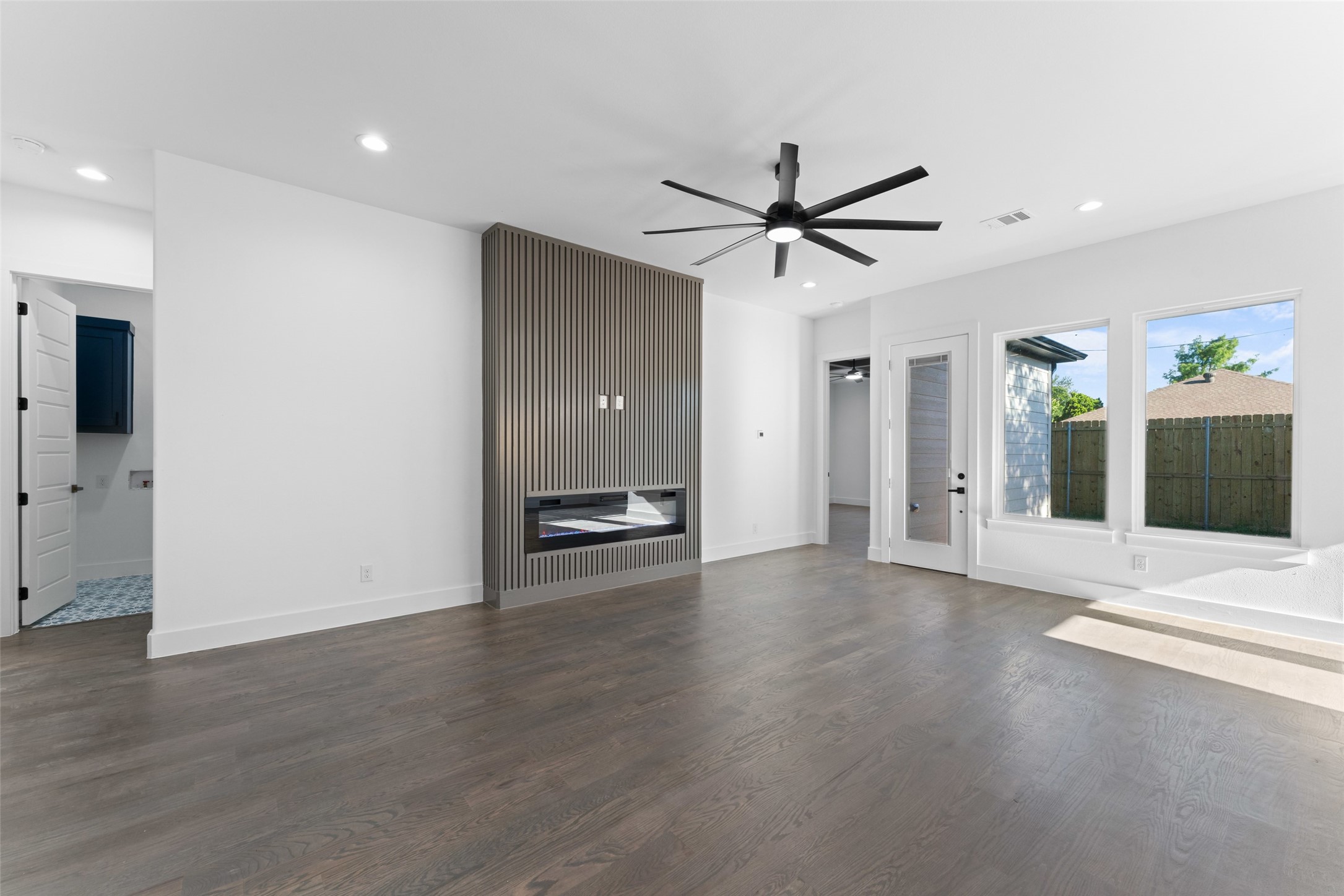 1822 Bickers Street Dallas TX 75212