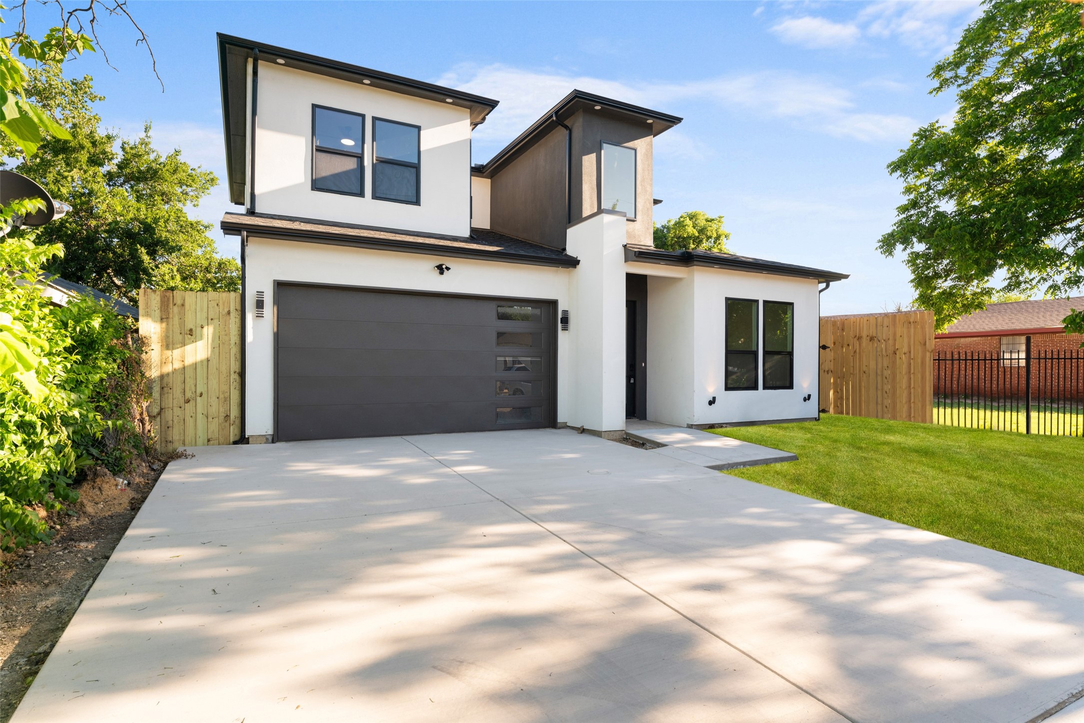 1822 Bickers Street Dallas TX 75212