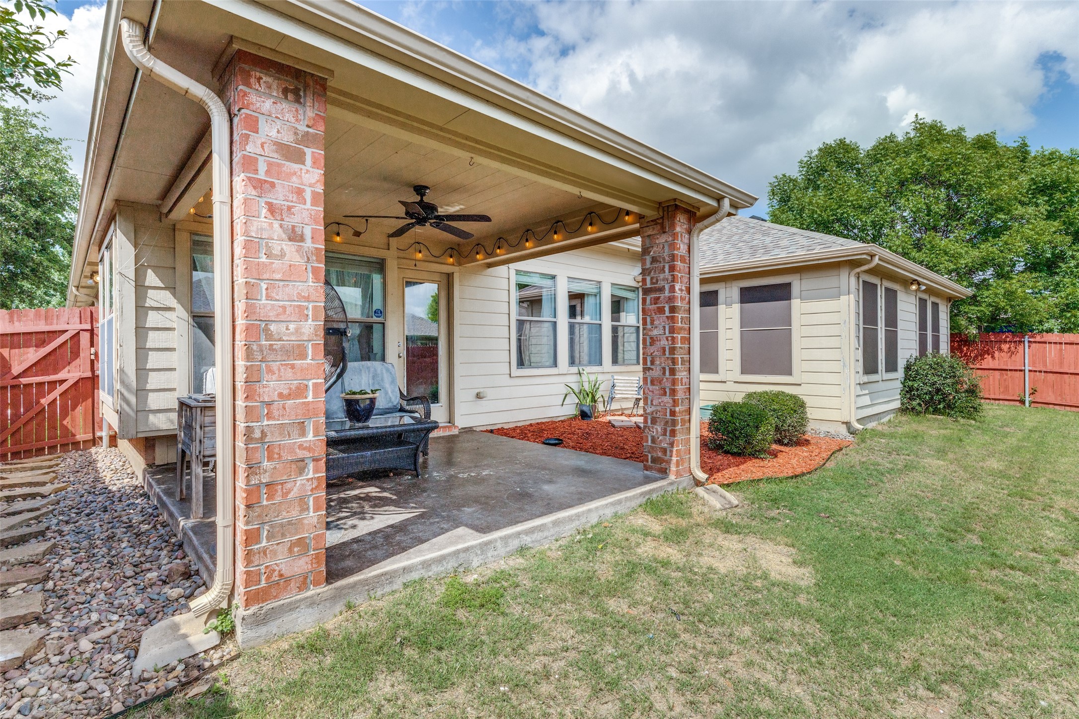 633 Bent Oak Drive Fort Worth TX 76131