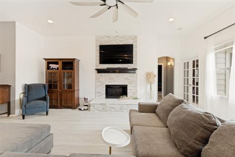 633 Bent Oak Drive Fort Worth TX 76131