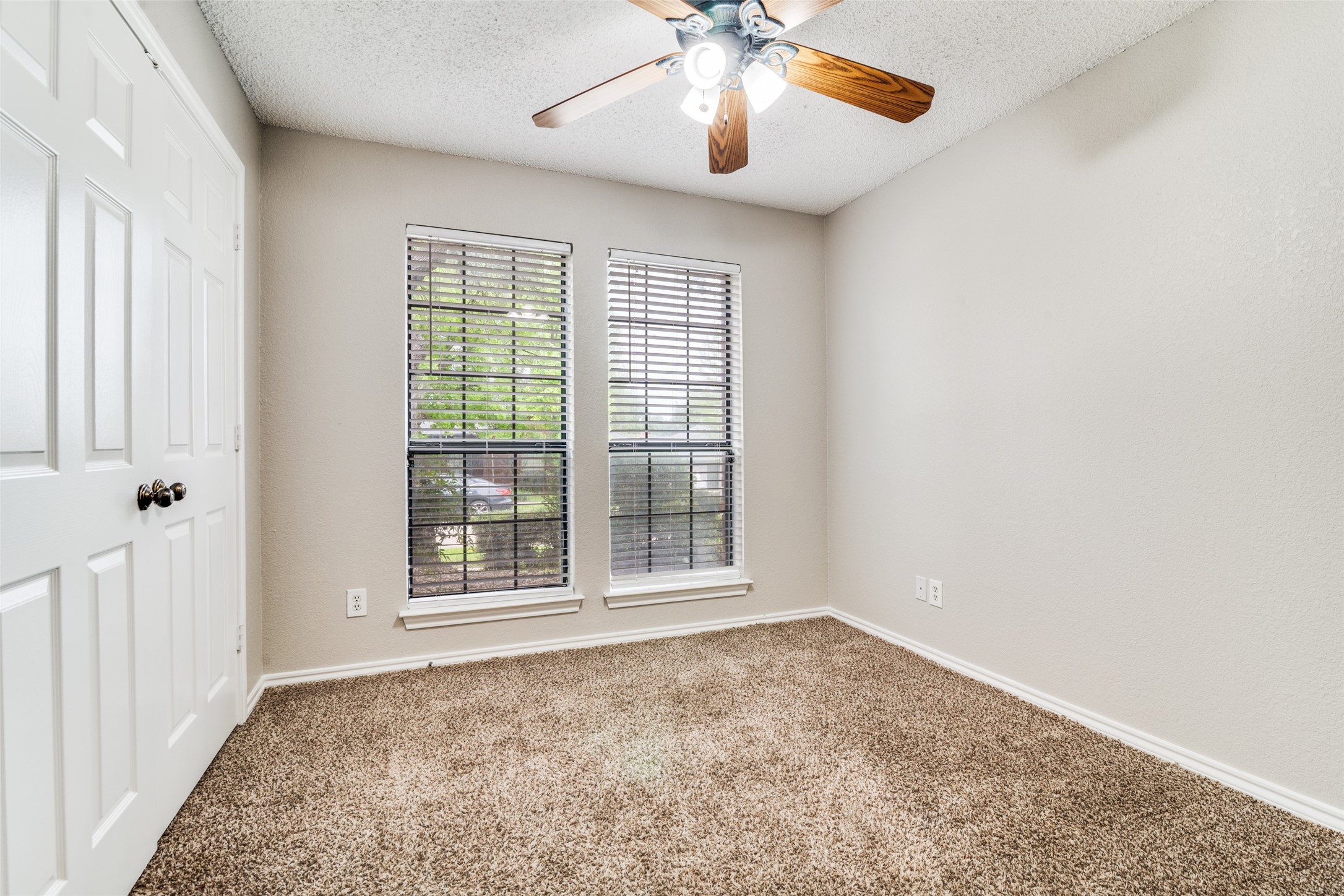 4913 Portola Drive Garland TX 75043