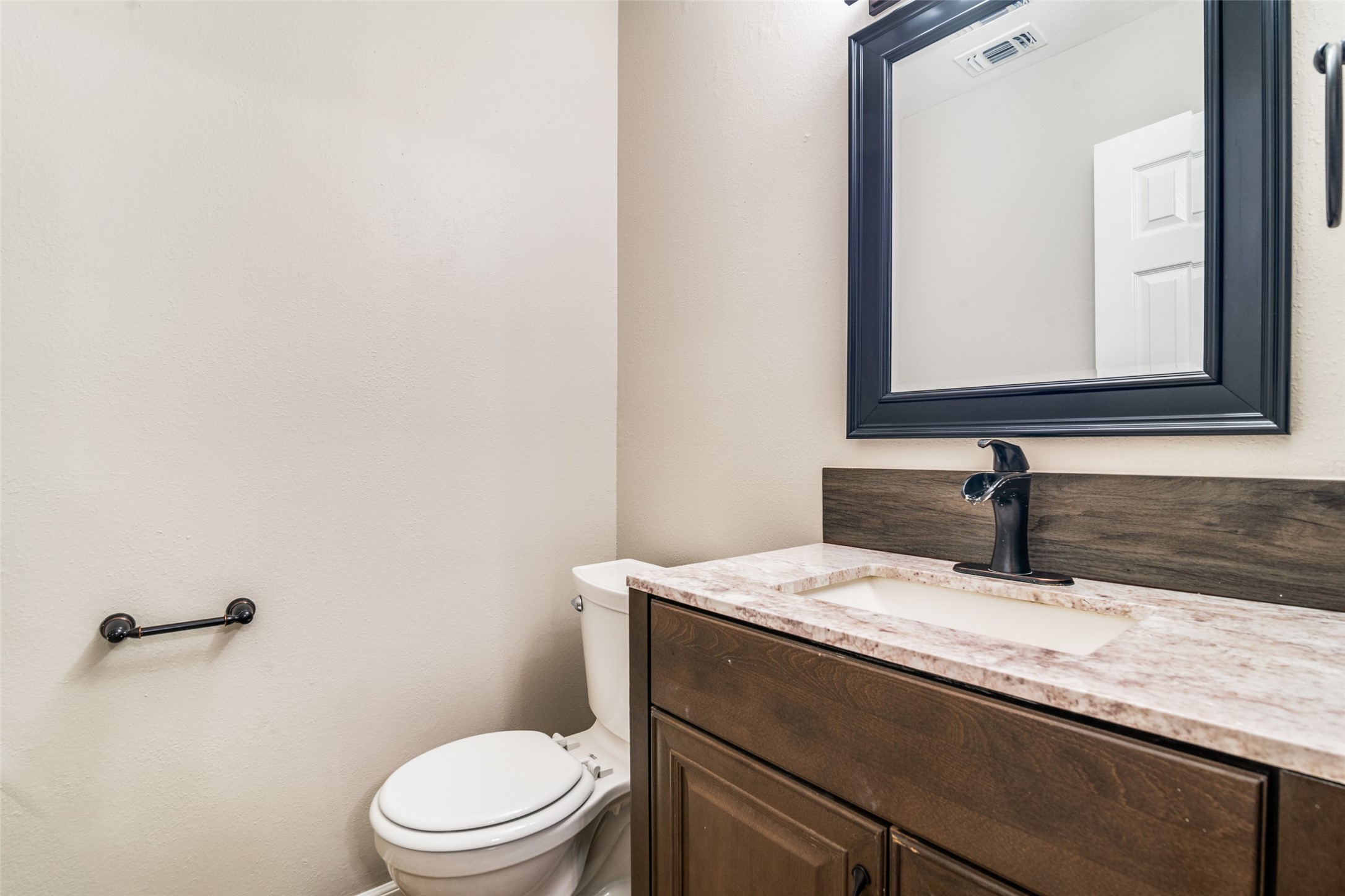 4913 Portola Drive Garland TX 75043