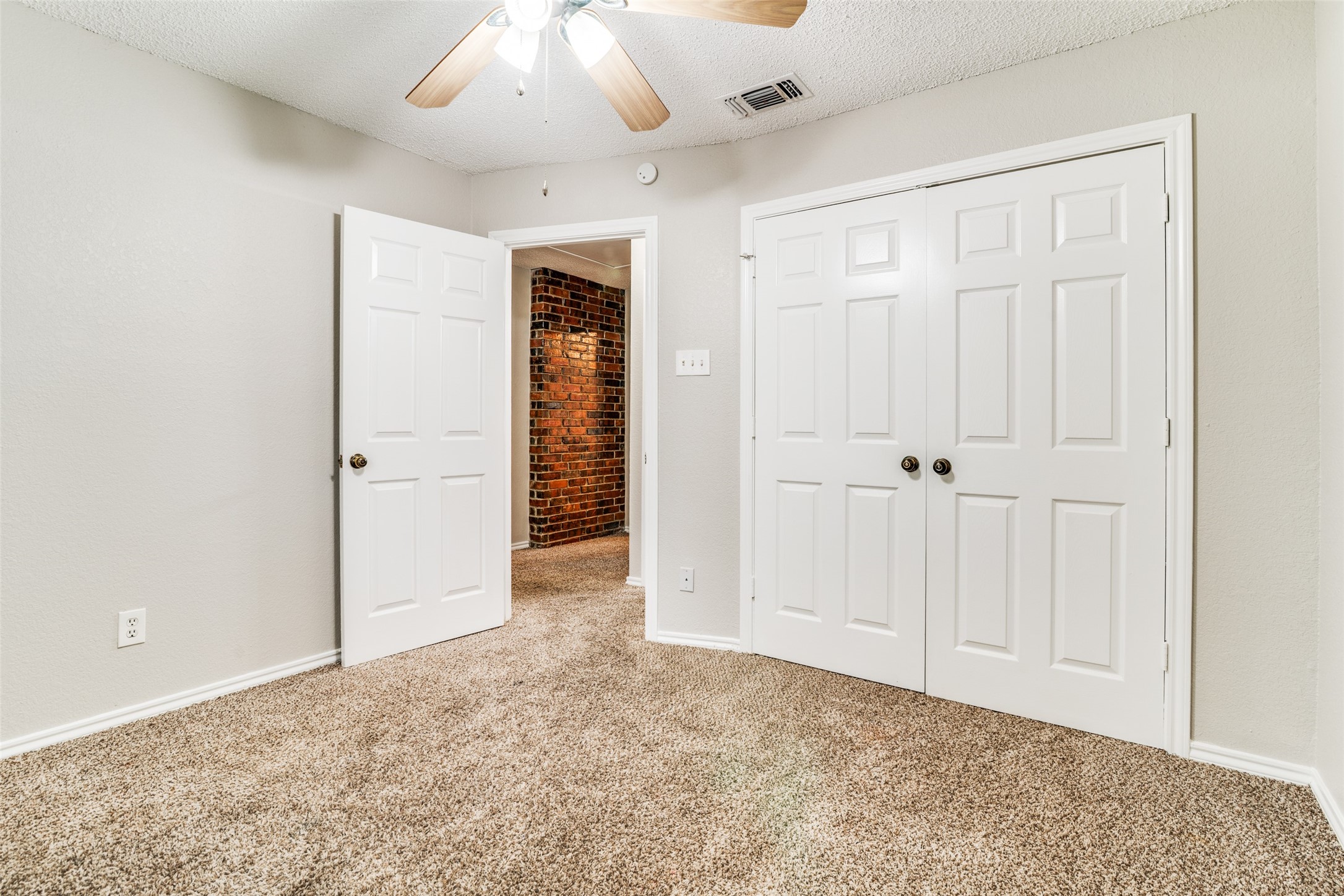 4913 Portola Drive Garland TX 75043