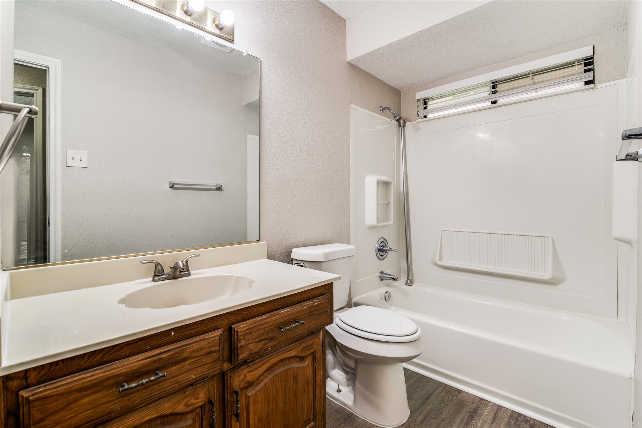 4913 Portola Drive Garland TX 75043