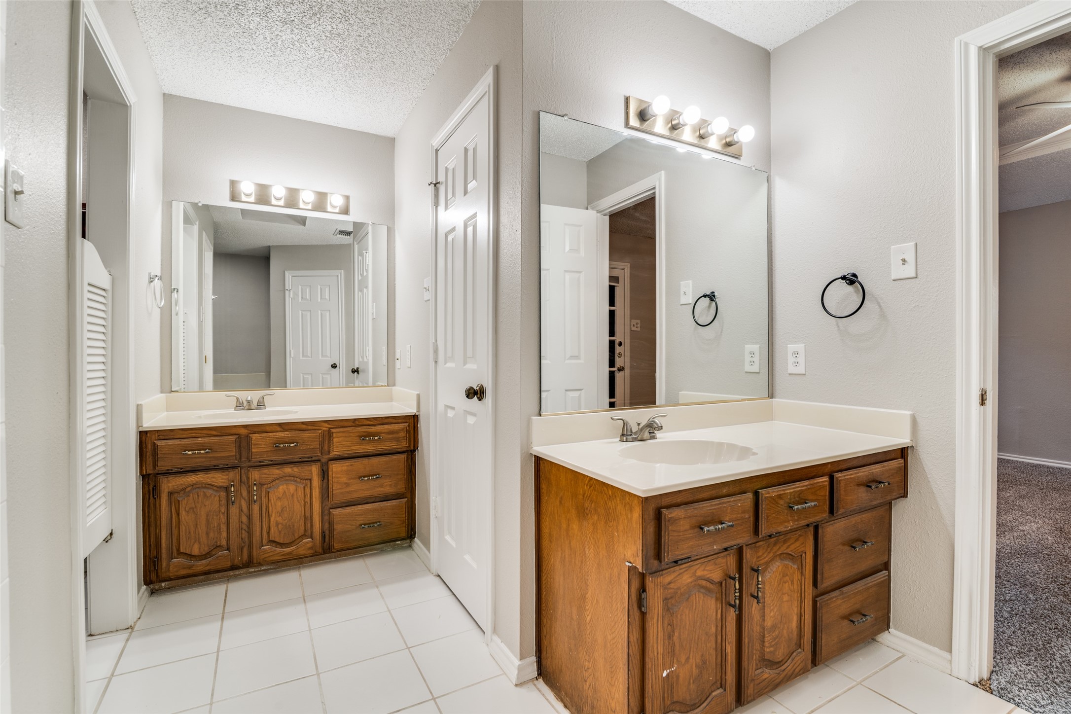 4913 Portola Drive Garland TX 75043
