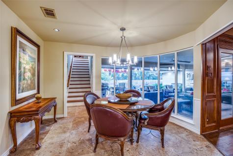 10626 Cox Lane Dallas TX 75229