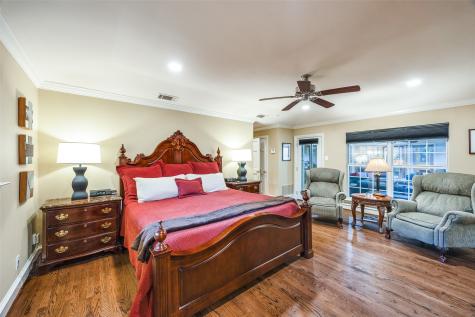 10626 Cox Lane Dallas TX 75229