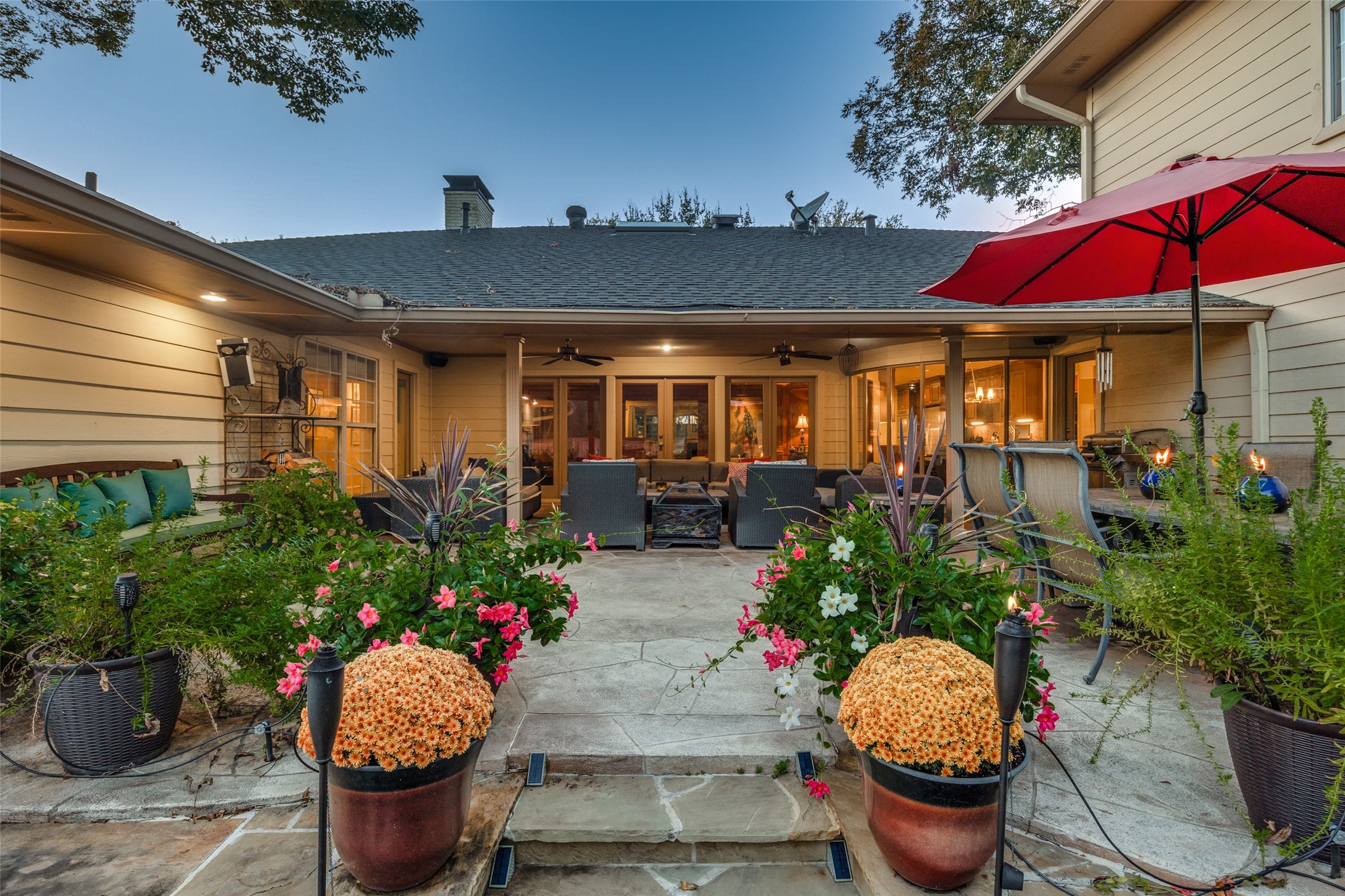 10626 Cox Lane Dallas TX 75229