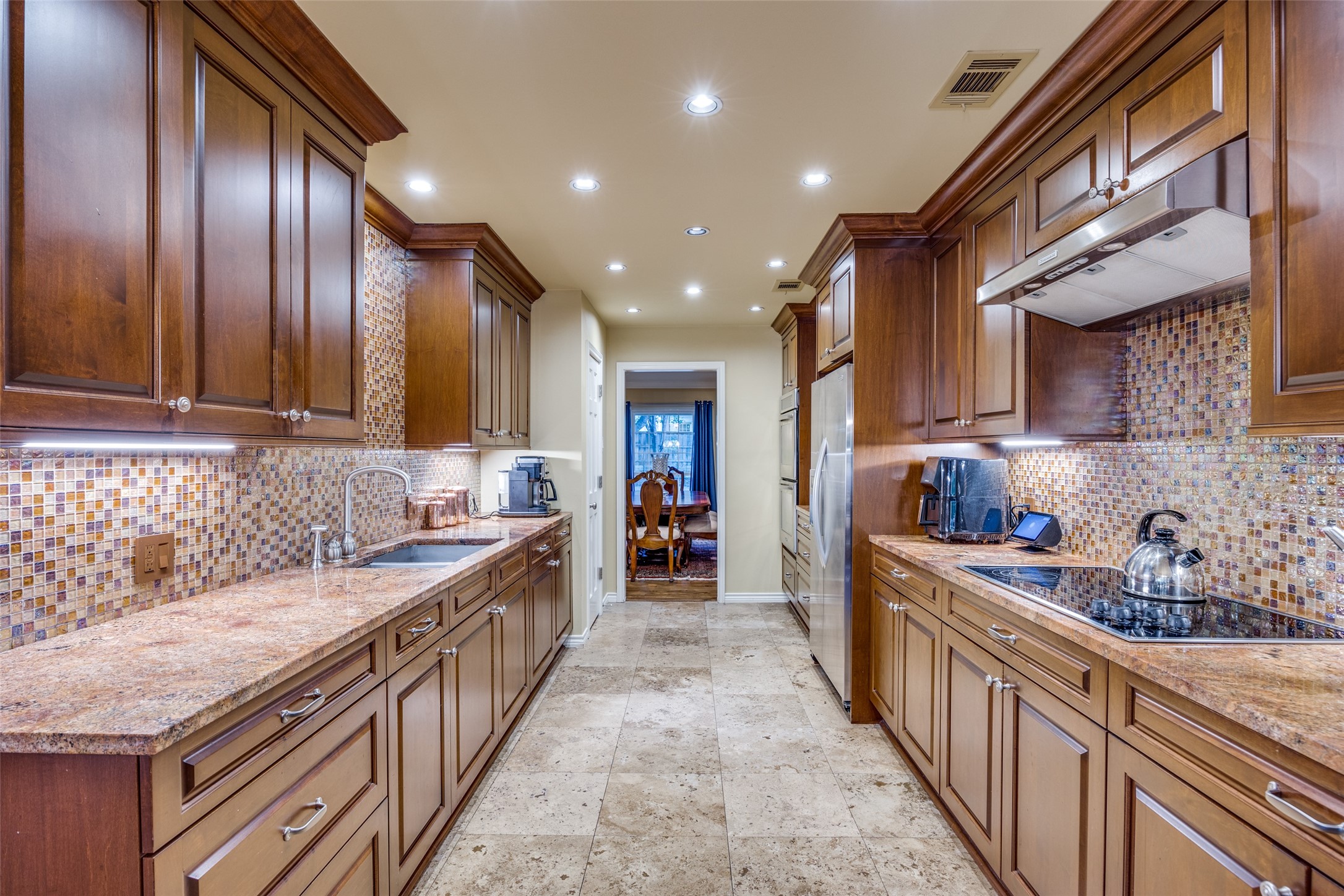 10626 Cox Lane Dallas TX 75229