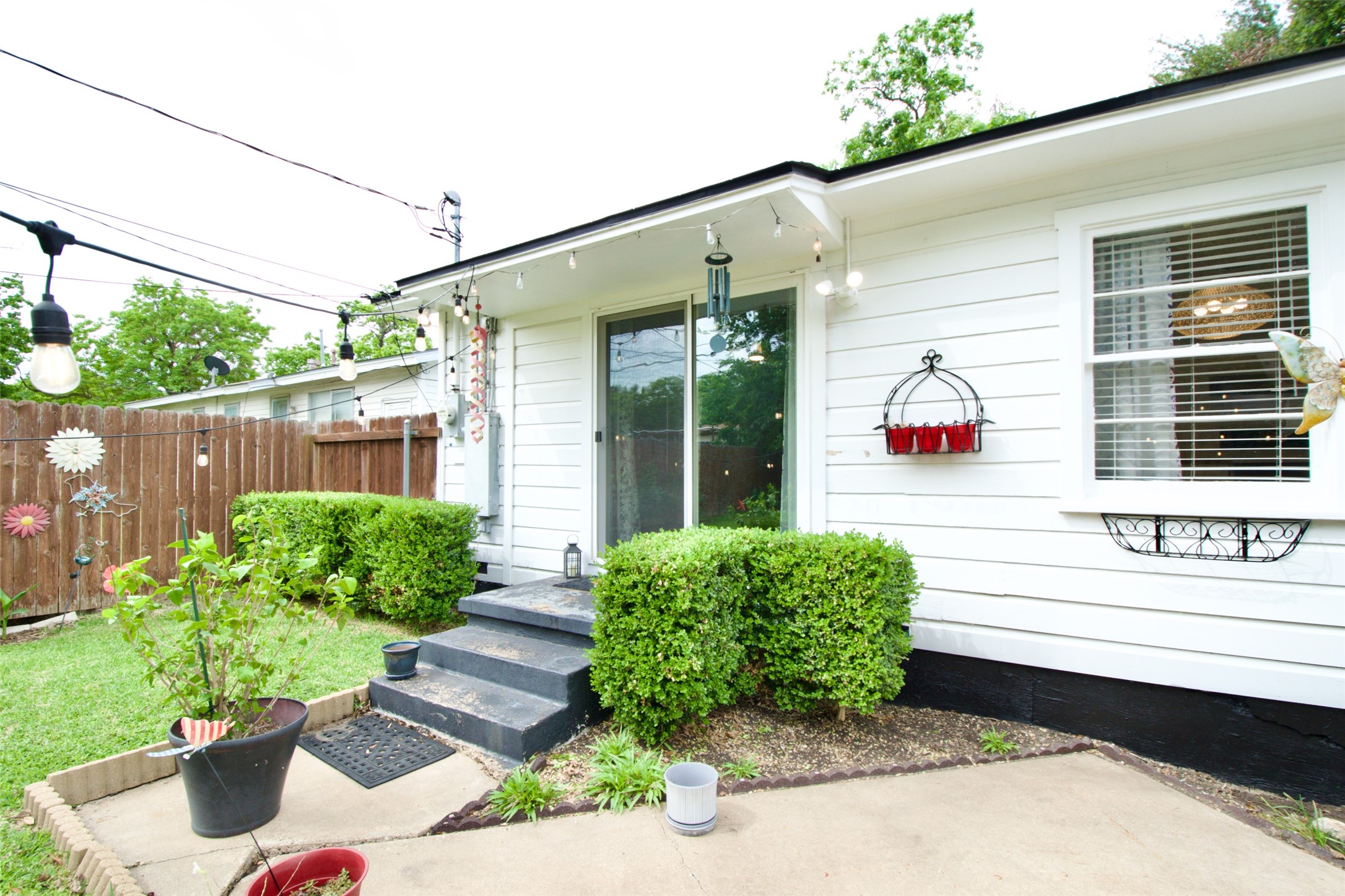 1307 N 65th Street Waco TX 76710