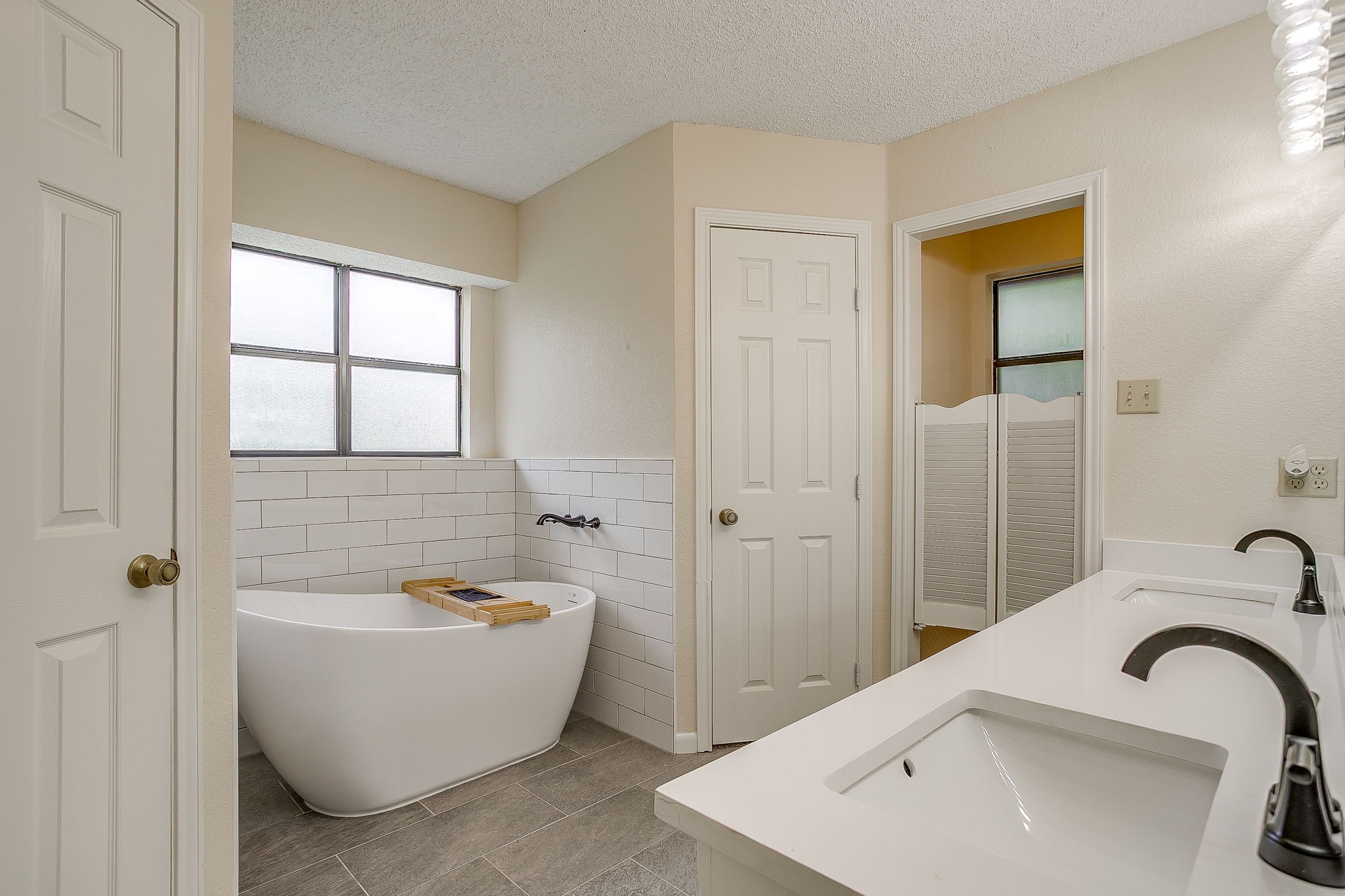 8613 Silver Creek Road White Settlement TX 76108
