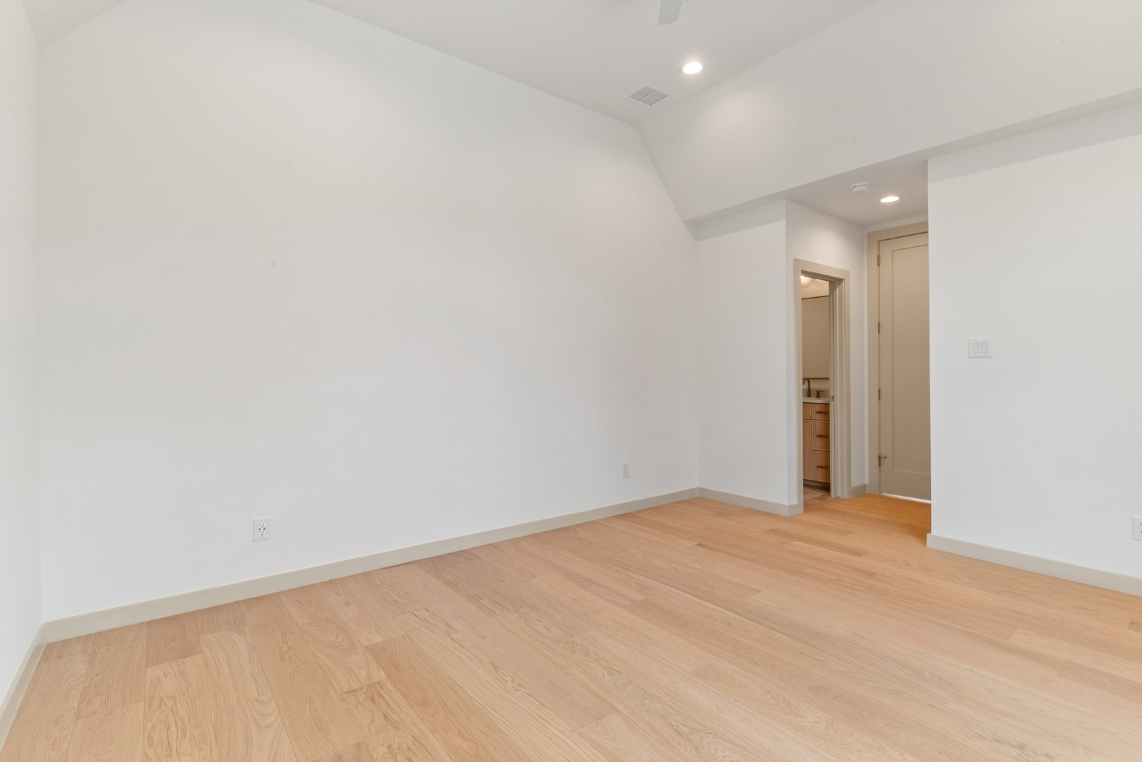 1810 Corona Street Dallas TX 75214