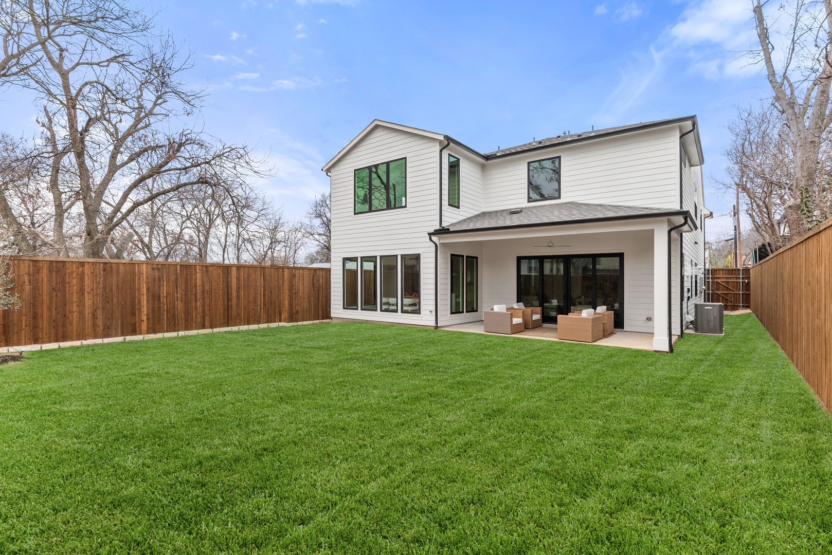 1810 Corona Street Dallas TX 75214