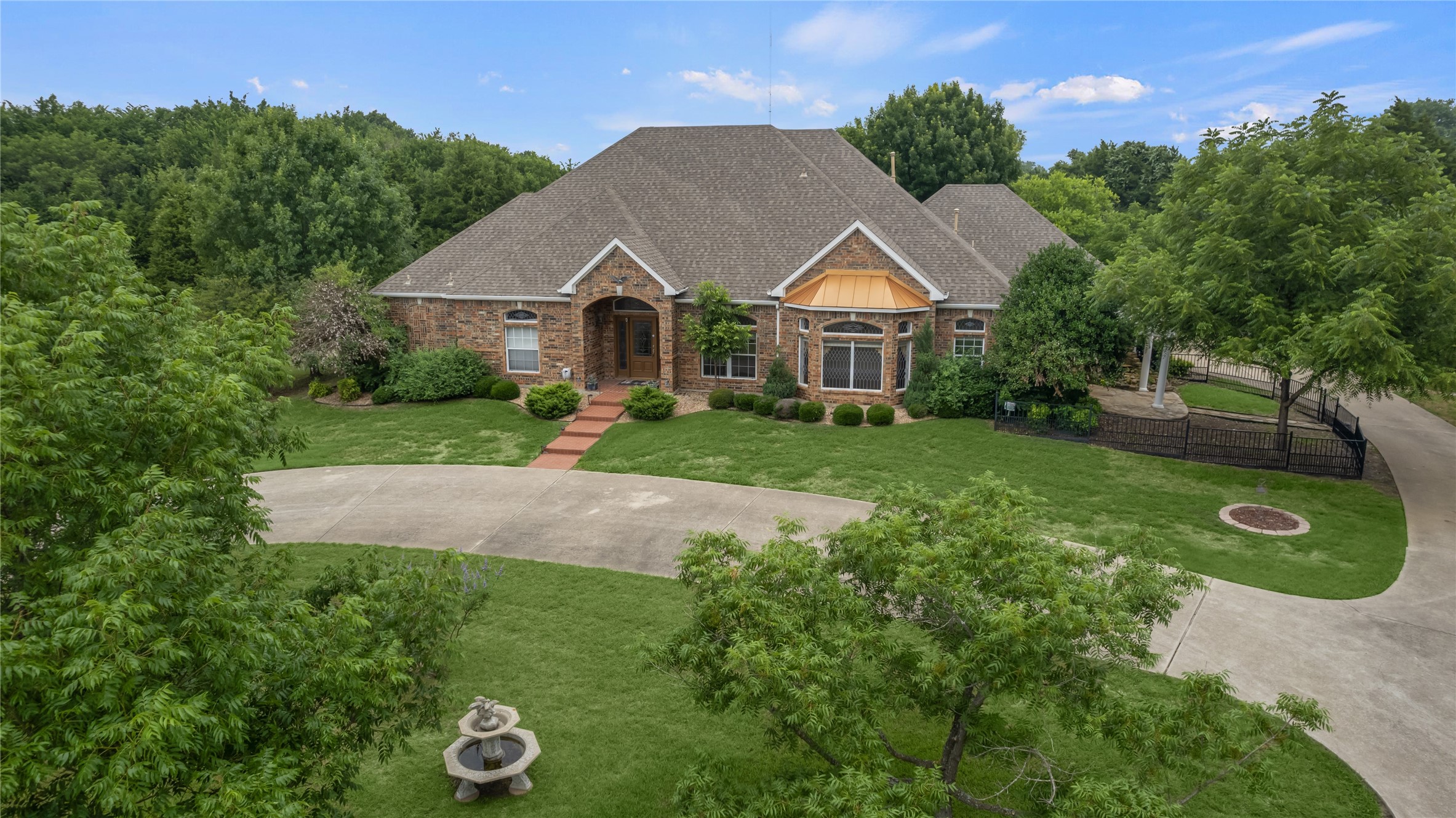 6742 Lyons Road Garland TX 75043