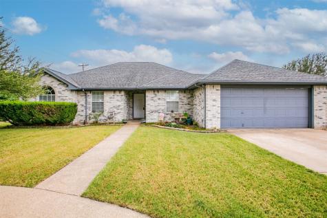 106 Janis Lane Waxahachie TX 75165