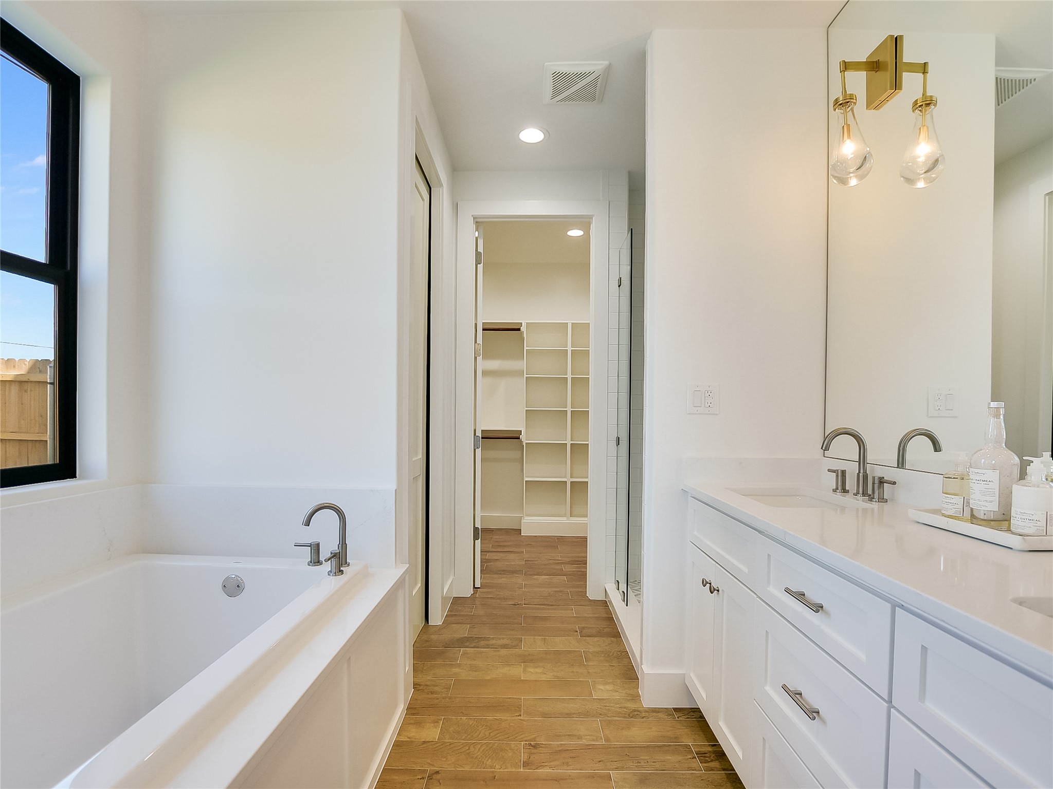 2403 Cherry Lane Kingsland TX 78639