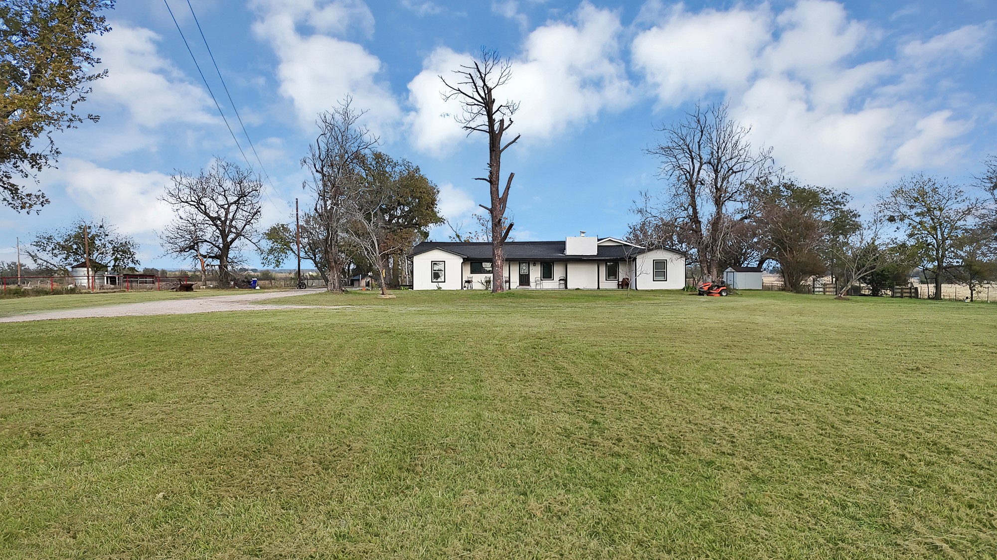 19791 State Highway 274 Kemp TX 75143