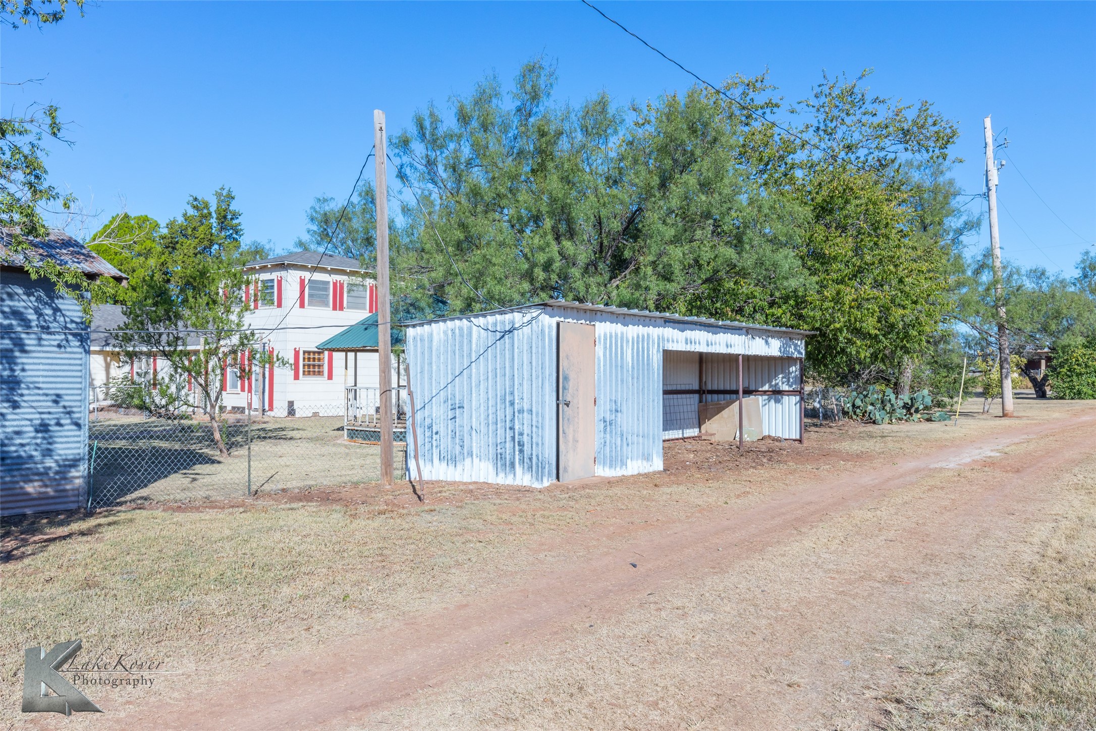 405 S Hinton Street Benjamin TX 79505