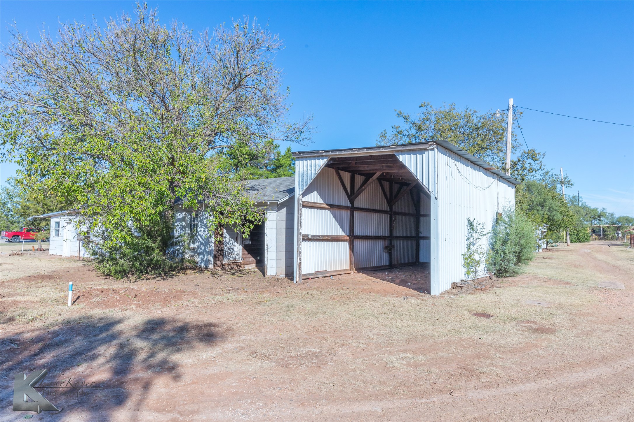 405 S Hinton Street Benjamin TX 79505