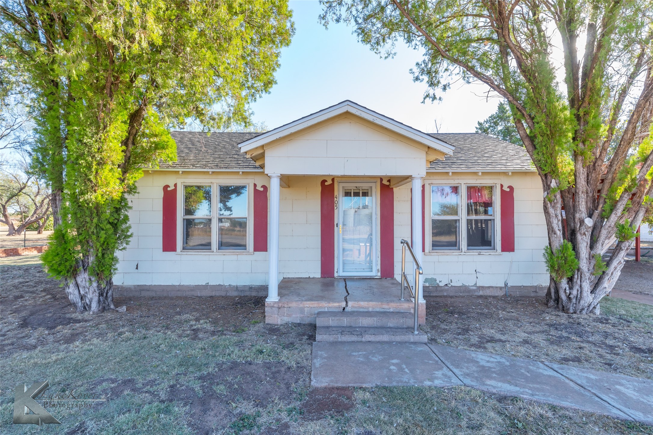 405 S Hinton Street Benjamin TX 79505