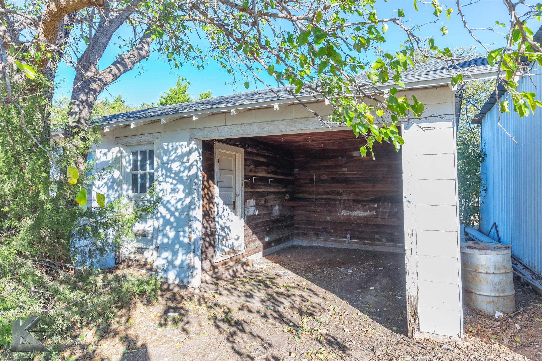 405 S Hinton Street Benjamin TX 79505