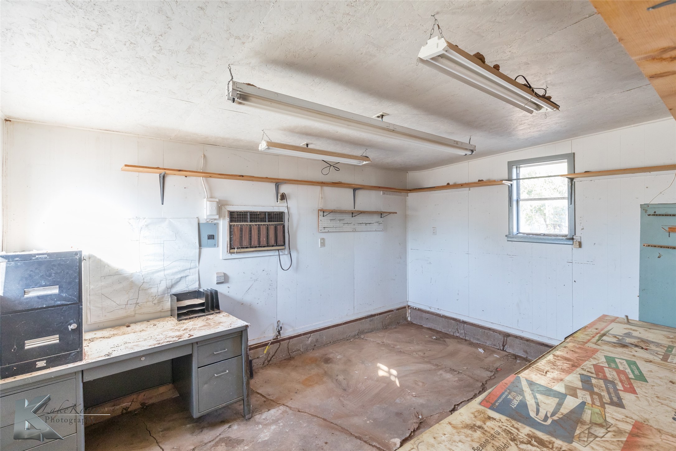 405 S Hinton Street Benjamin TX 79505