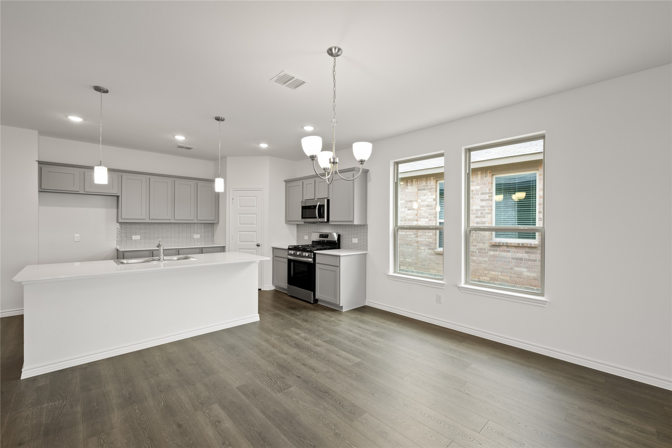 405 Choctaw Drive Cleburne TX 76033