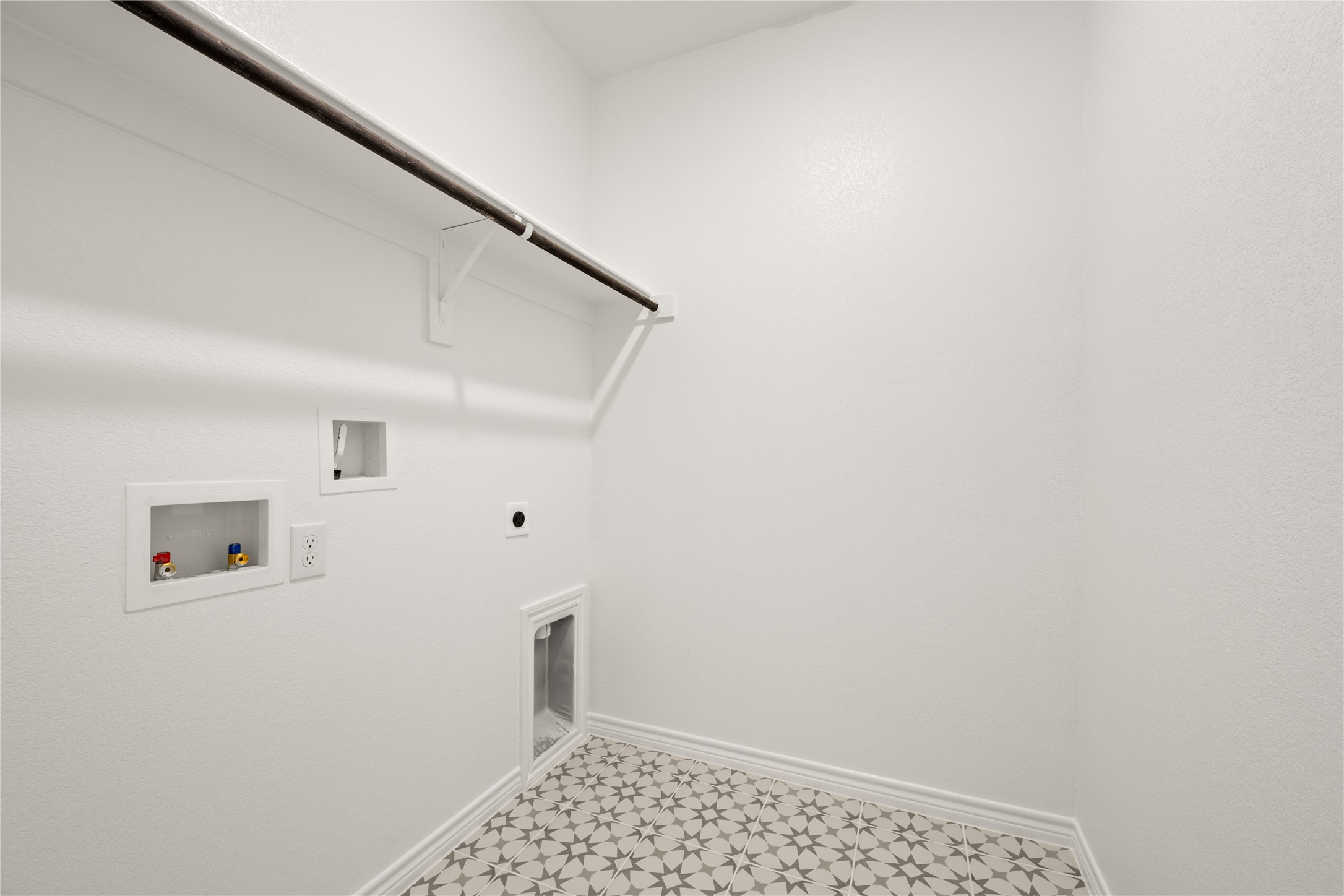 405 Choctaw Drive Cleburne TX 76033