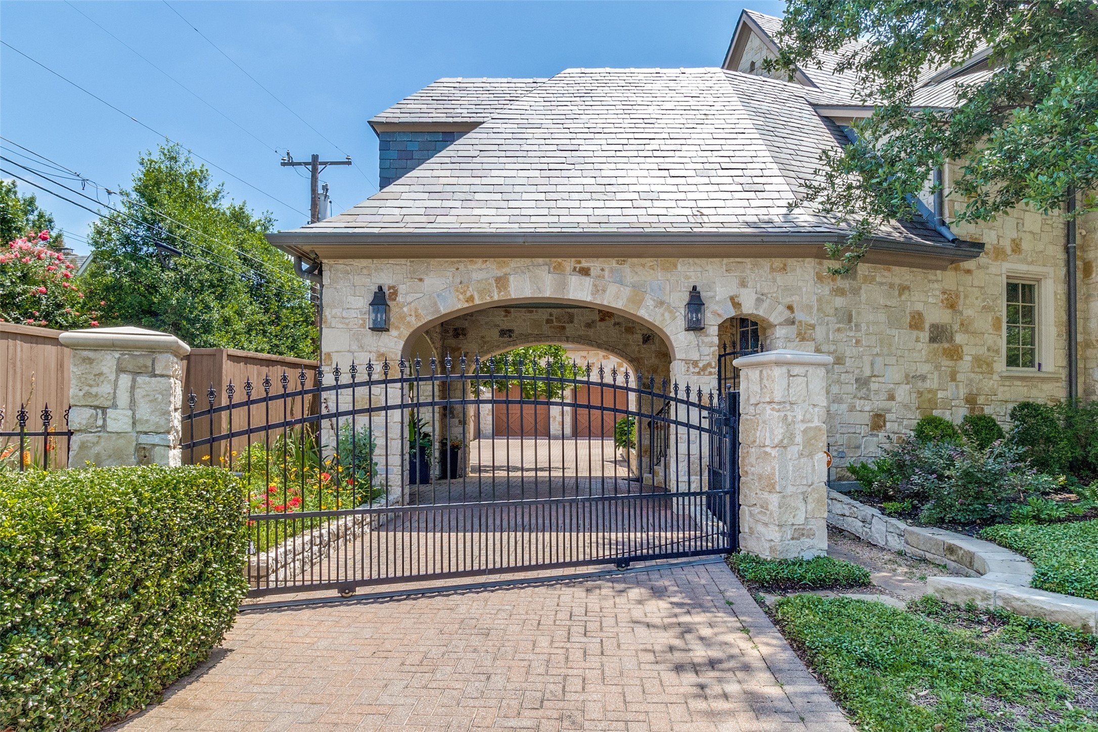 5800 Armstrong Parkway University Park TX 75205