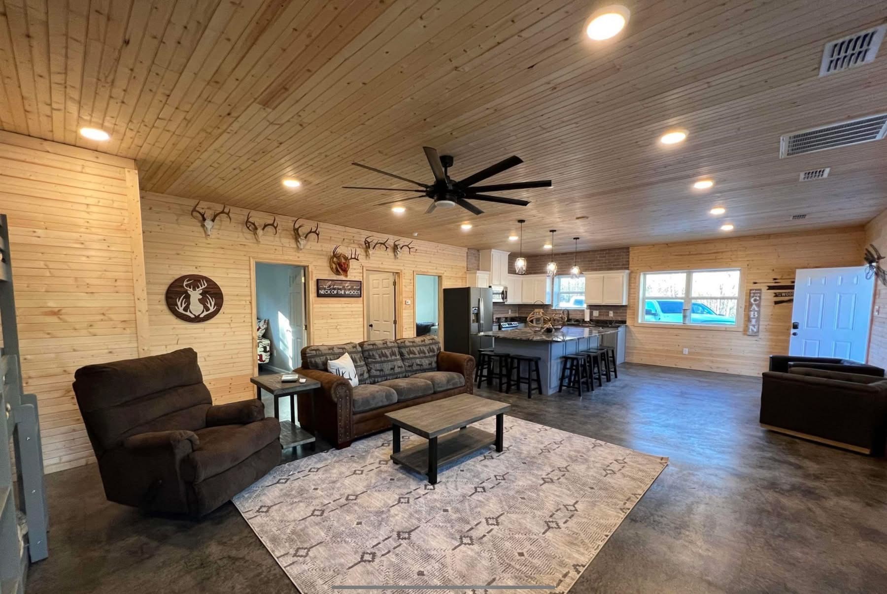 2409 County Road 2303 Lone Star TX 75668