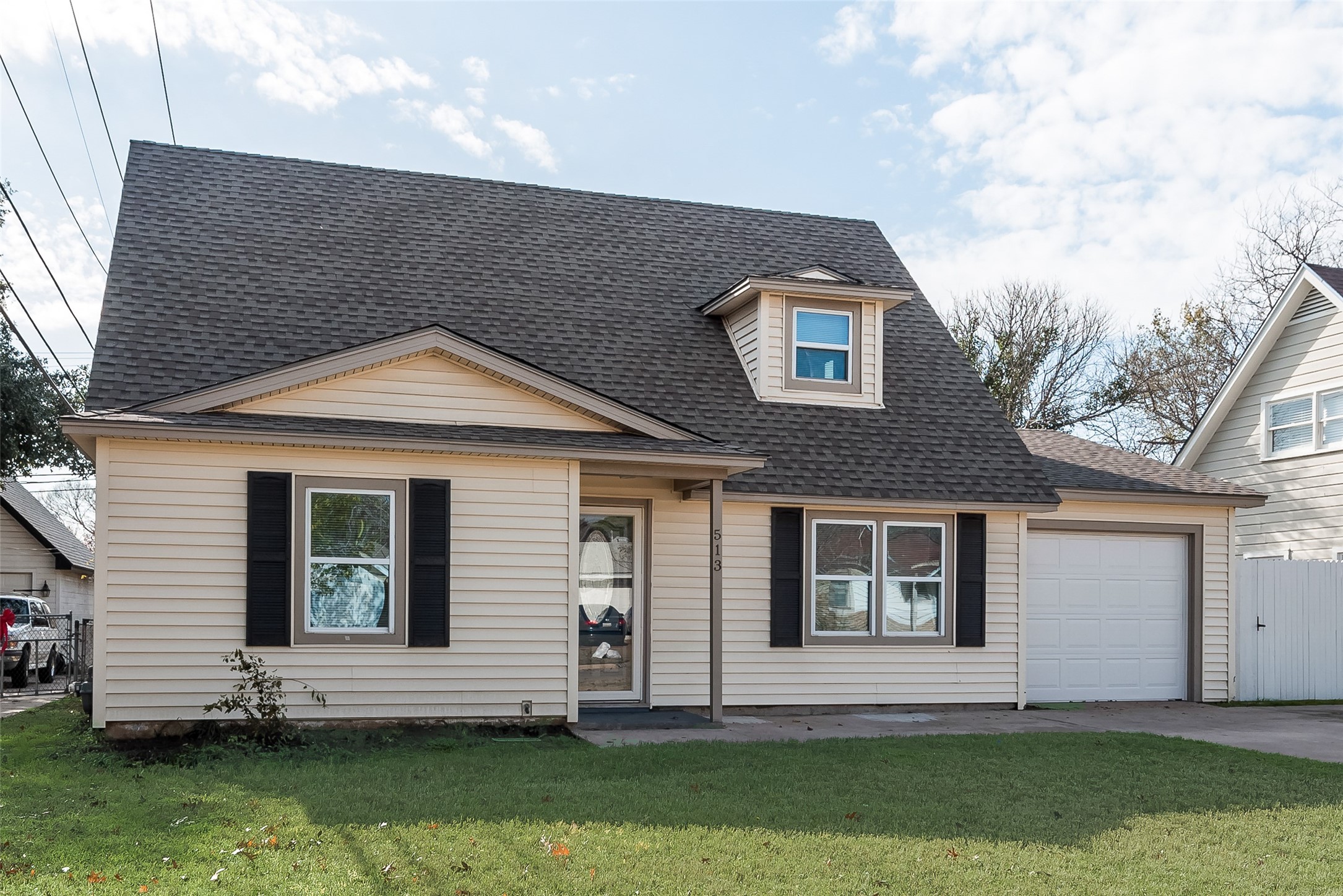 513 NW Newton Drive Burleson TX 76028