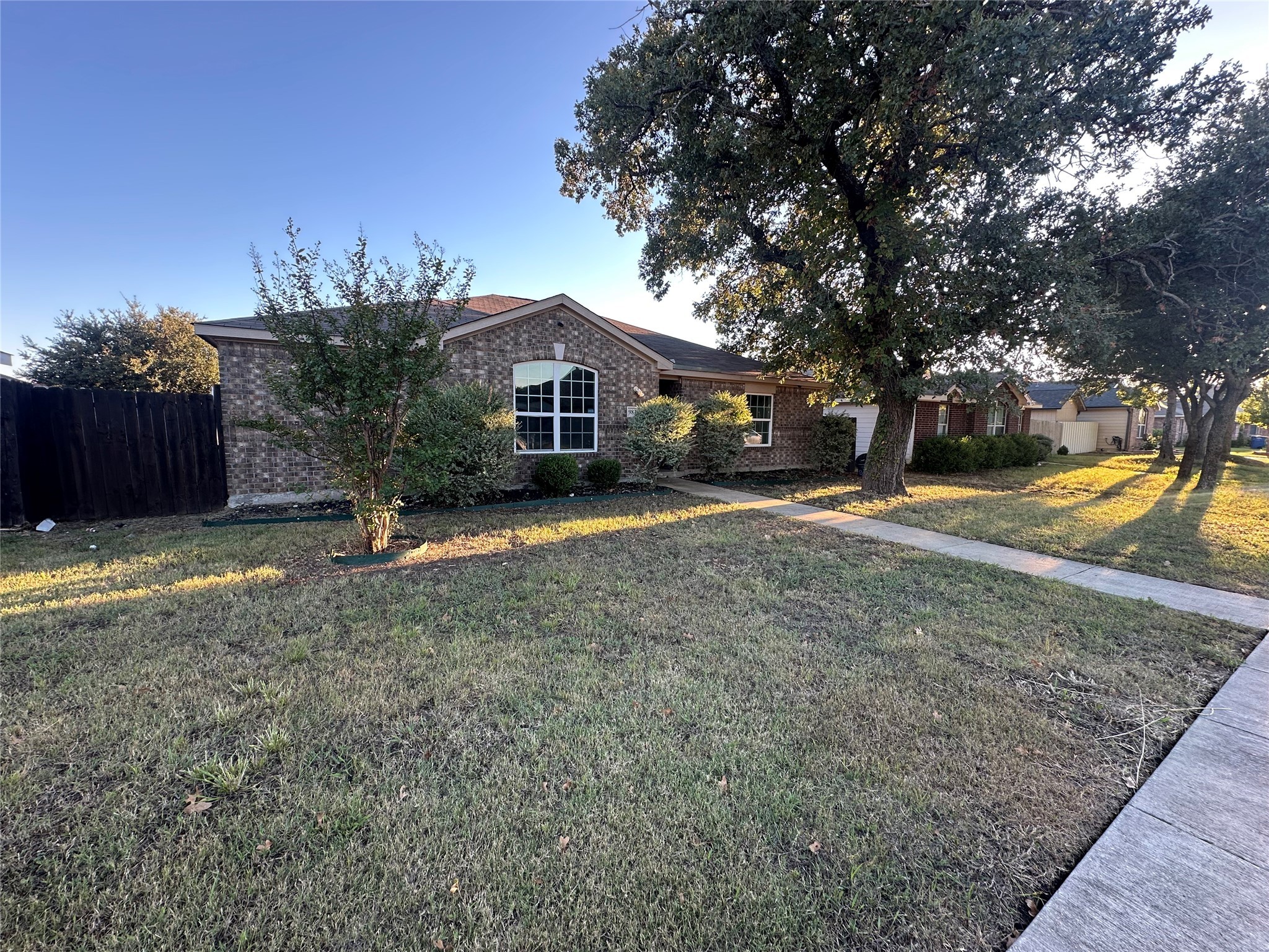 9830 Brierhill Drive Dallas TX 75217