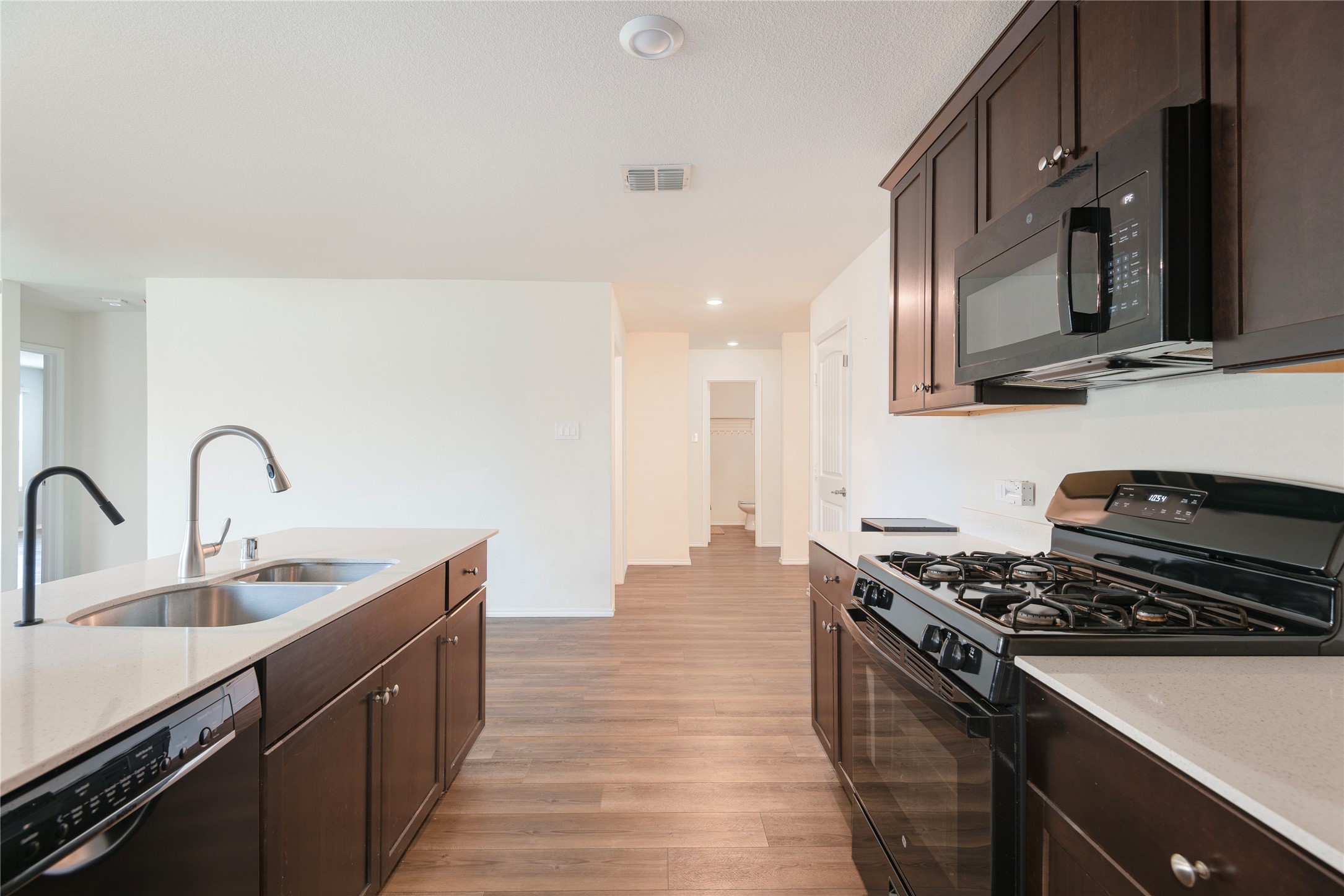 1614 Fields View Drive Anna TX 75409