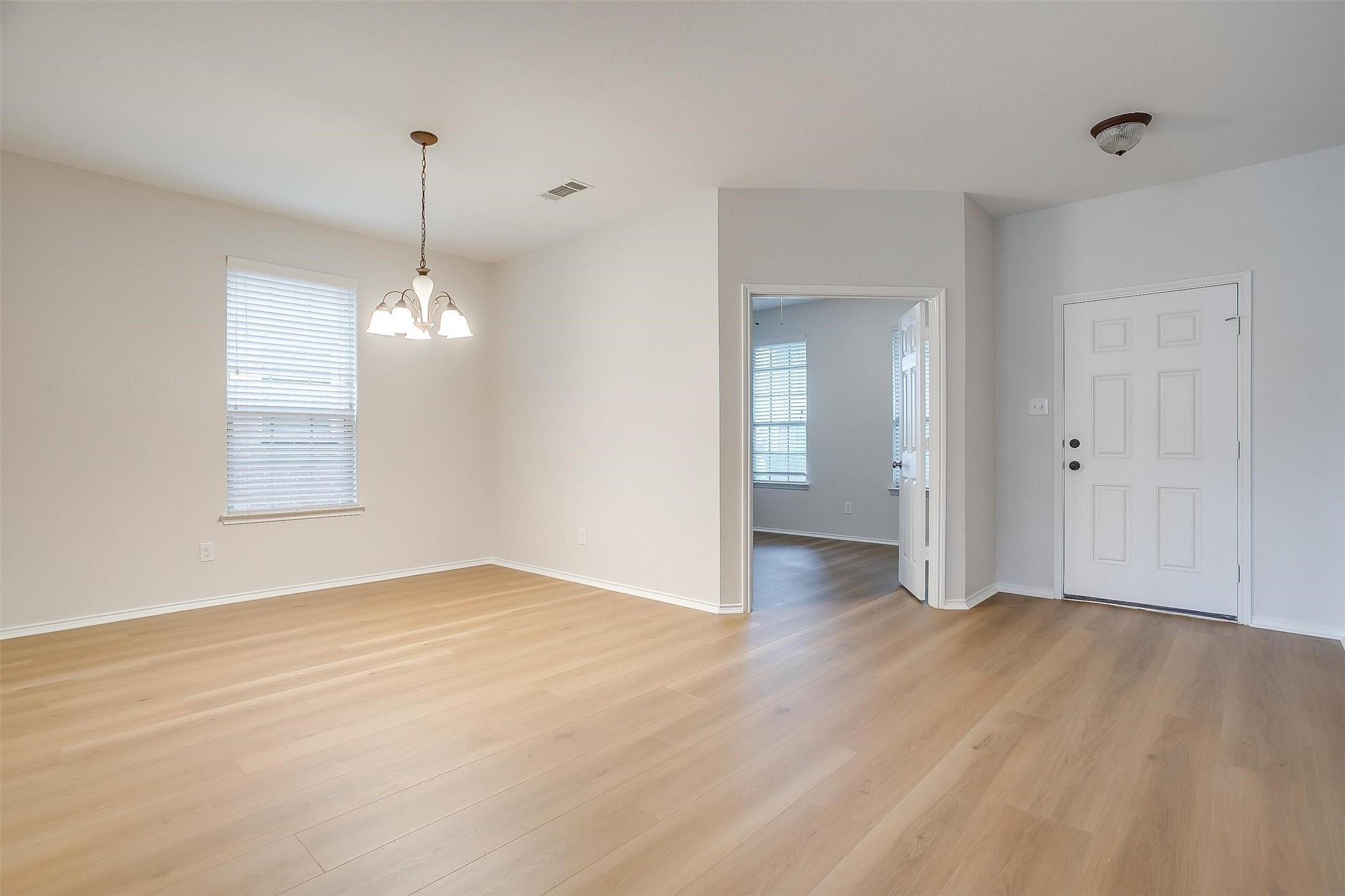 9065 Golden Sunset Trail Fort Worth TX 76244