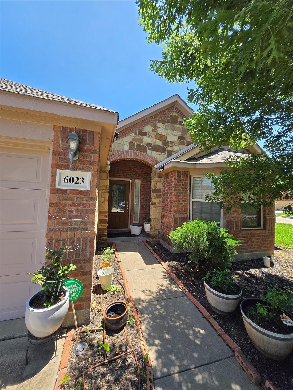 6023 Heather Drive Grand Prairie TX 75052