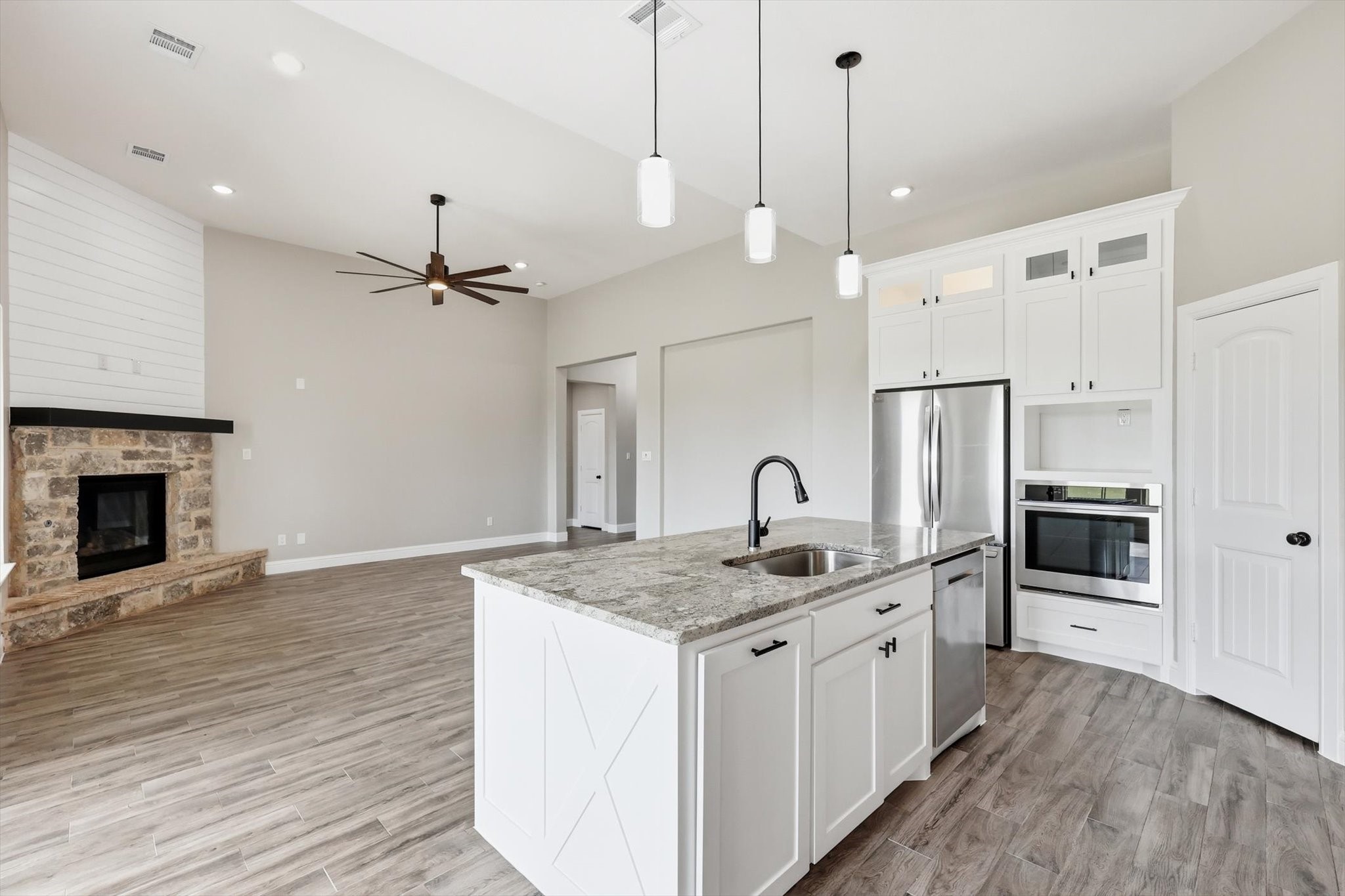 8190 Kassandra Drive Sanger TX 76266