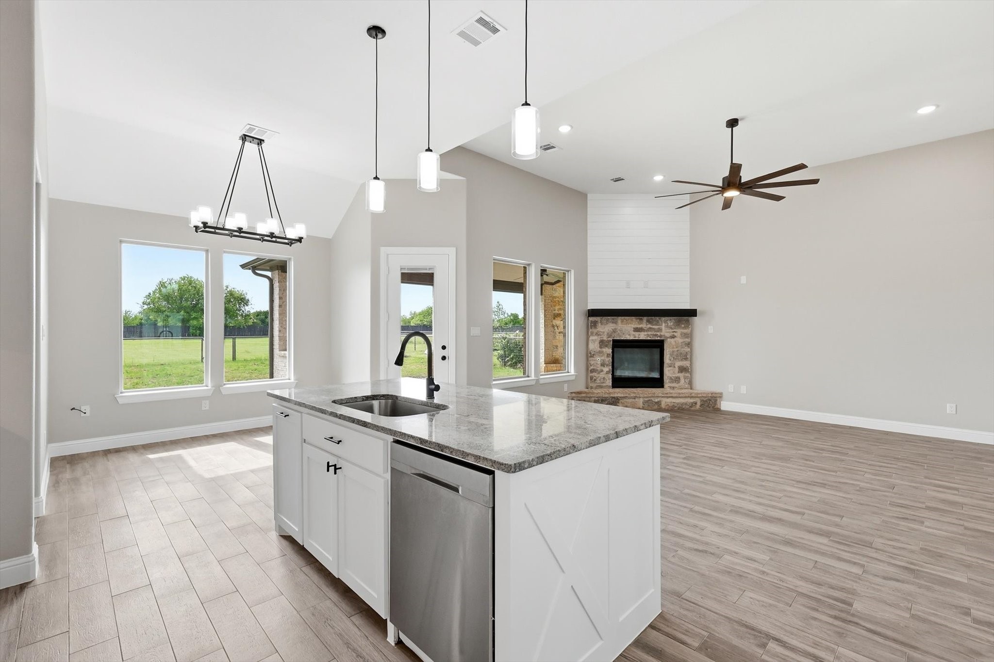 8190 Kassandra Drive Sanger TX 76266