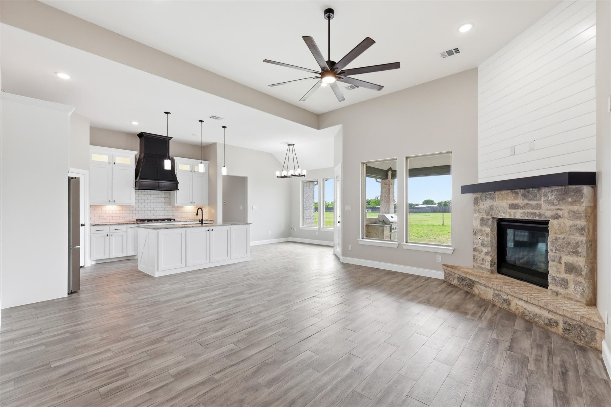 8190 Kassandra Drive Sanger TX 76266