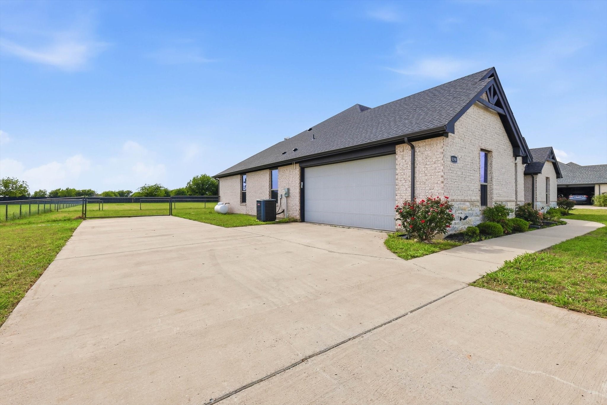 8190 Kassandra Drive Sanger TX 76266