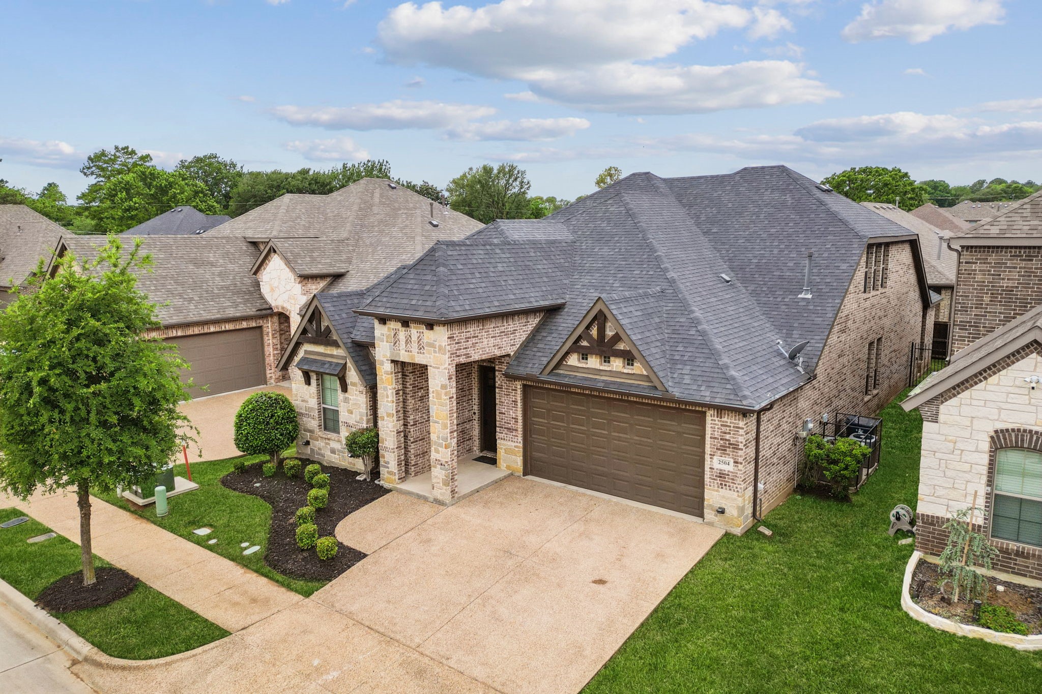 2504 Moores Landing Arlington TX 76016