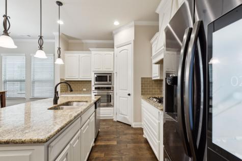 2504 Moores Landing Arlington TX 76016