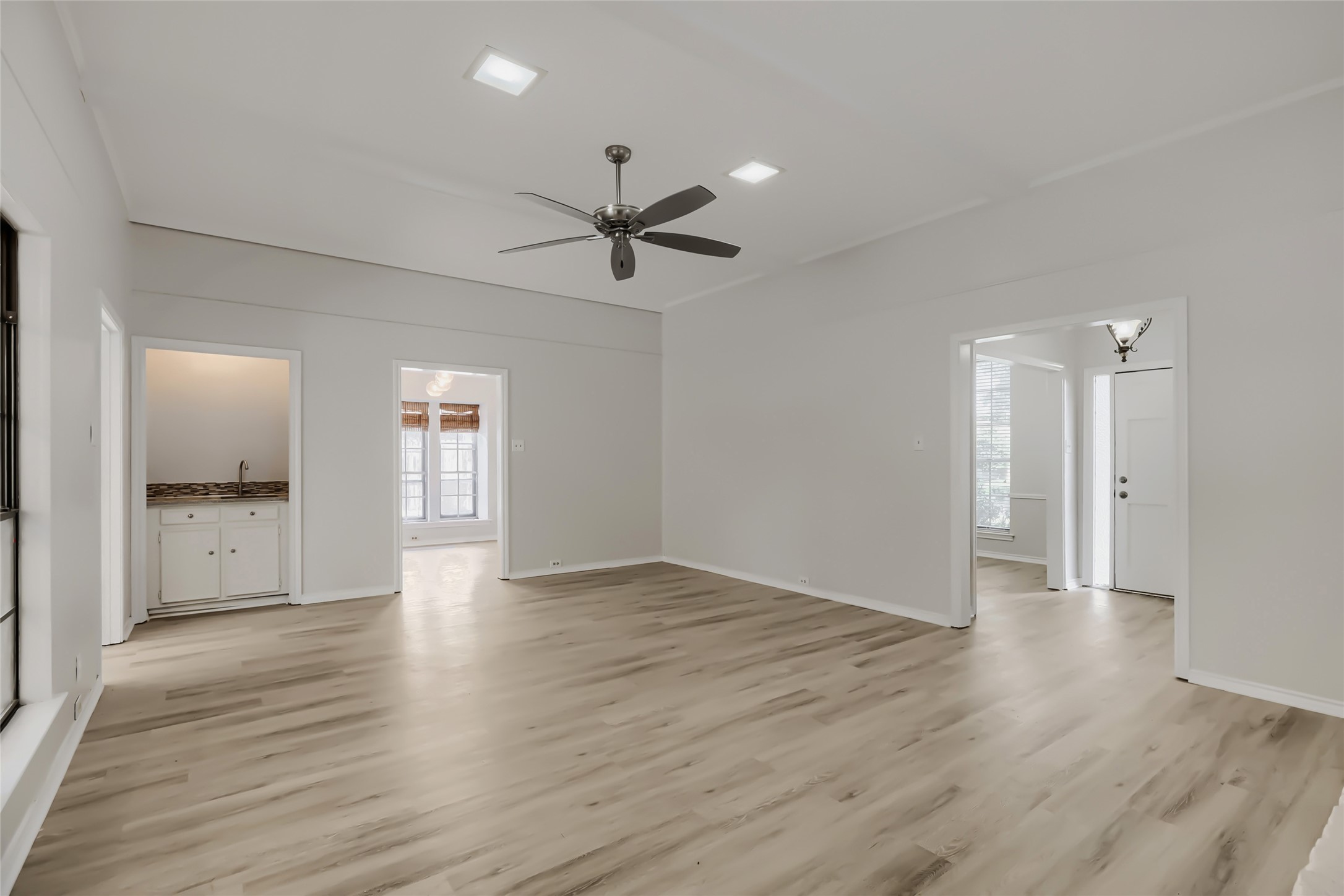 1202 E Berkeley Drive Richardson TX 75081