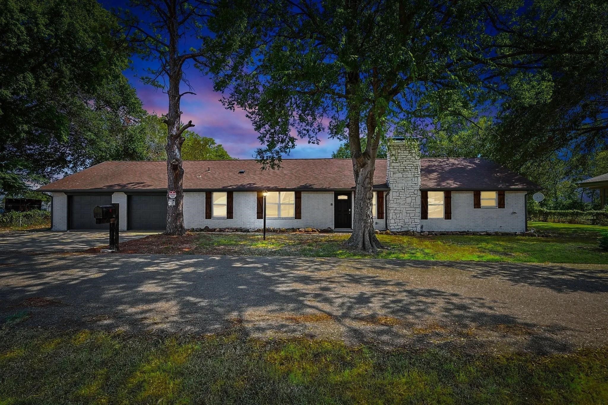 9884 Cherokee Trail Quinlan TX 75474