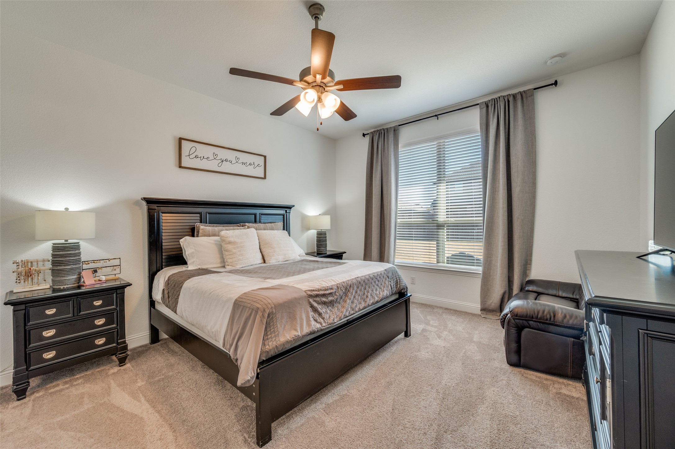 2604 Upland Trail Lane Aubrey TX 76227